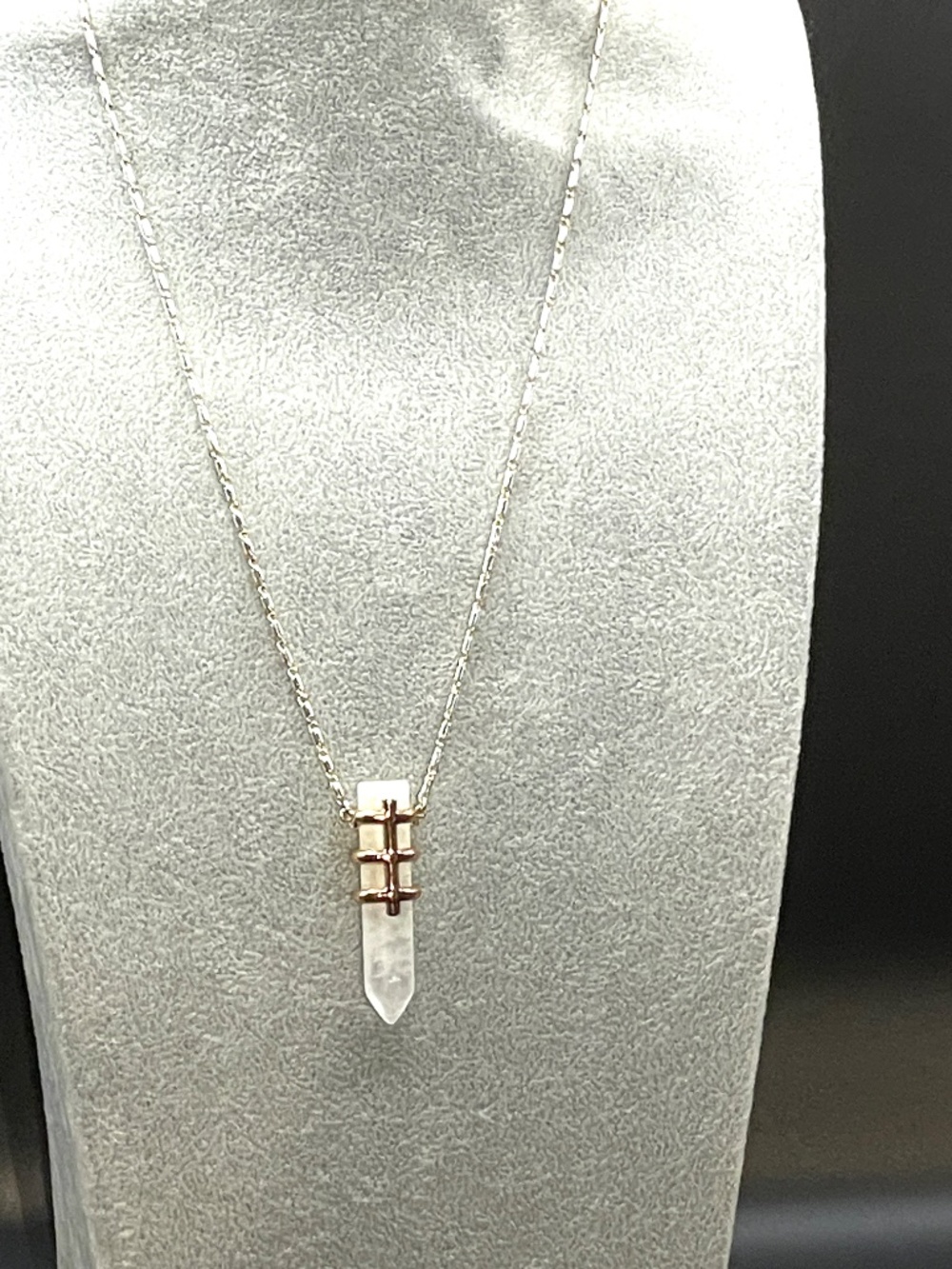Stella & Dot Legend Pendant Necklace Quartz Crystal Prism Two Tone Retired